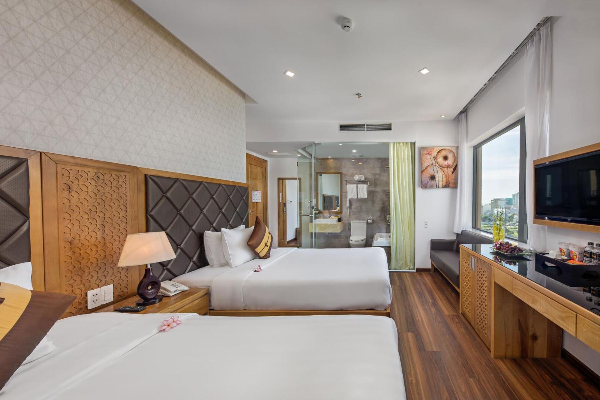 Bliss Luxury Hotel Da Nang Esterno foto