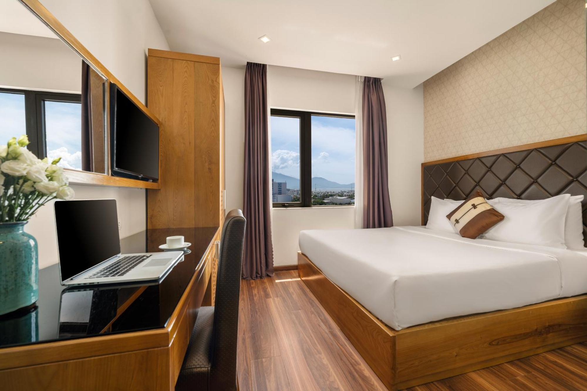 Bliss Luxury Hotel Da Nang Esterno foto