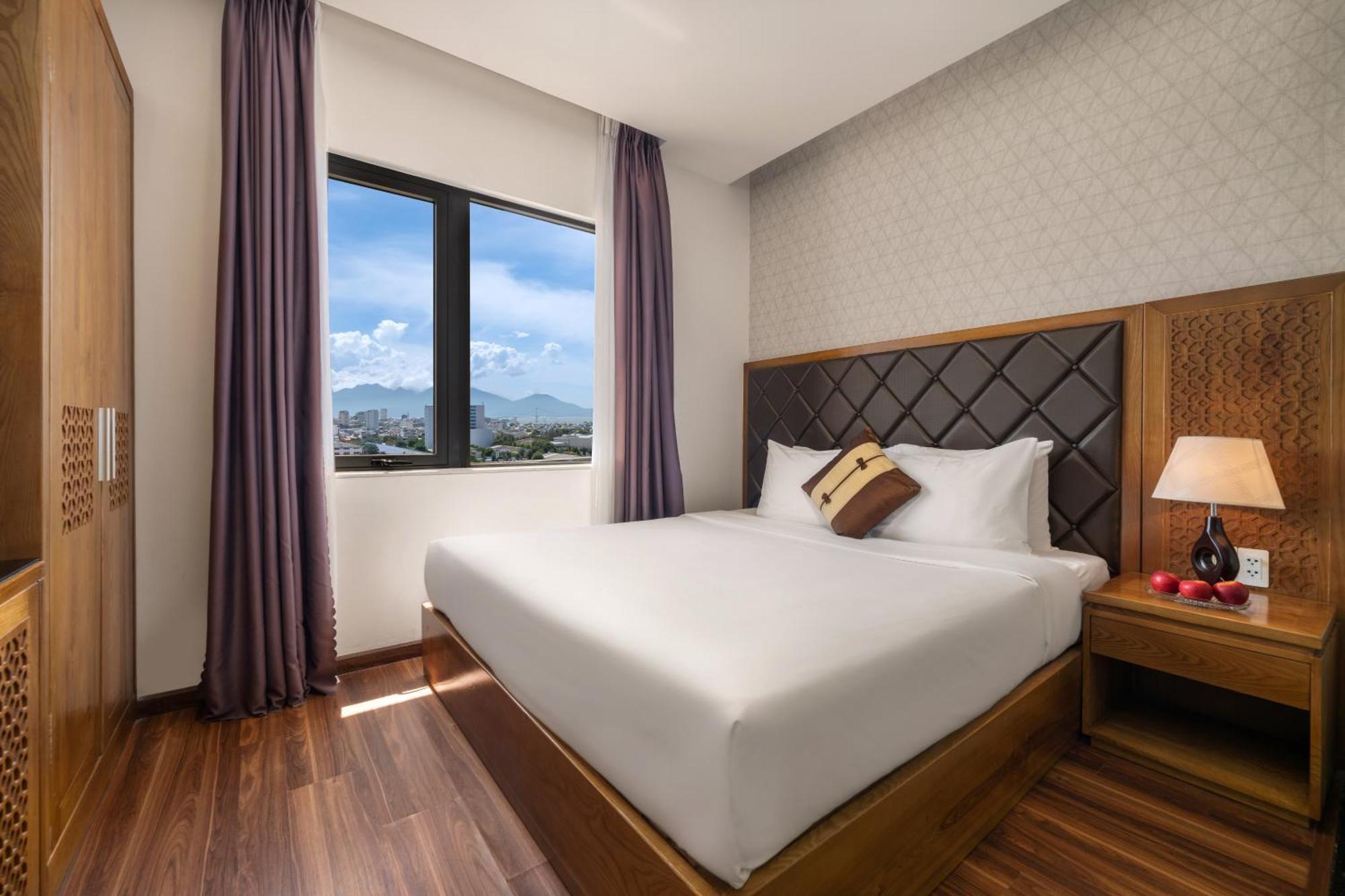 Bliss Luxury Hotel Da Nang Esterno foto